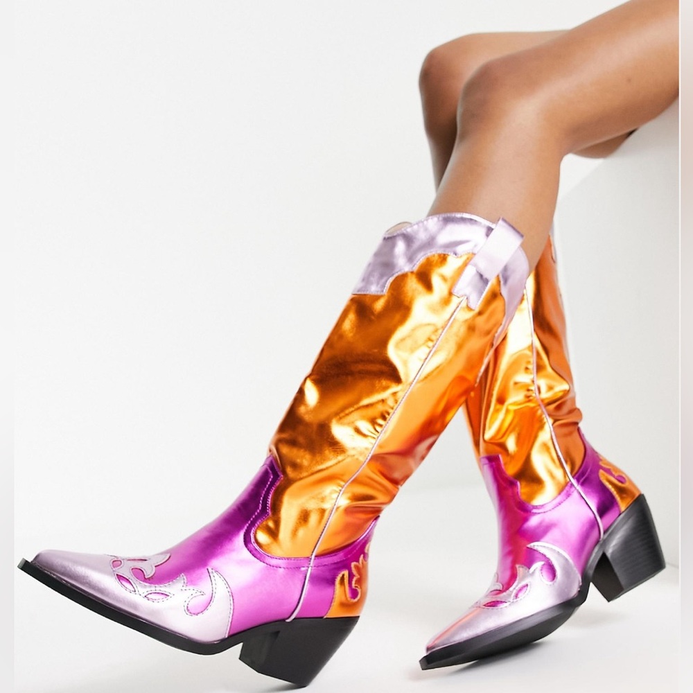 Western Boots in Multicolor Metalic